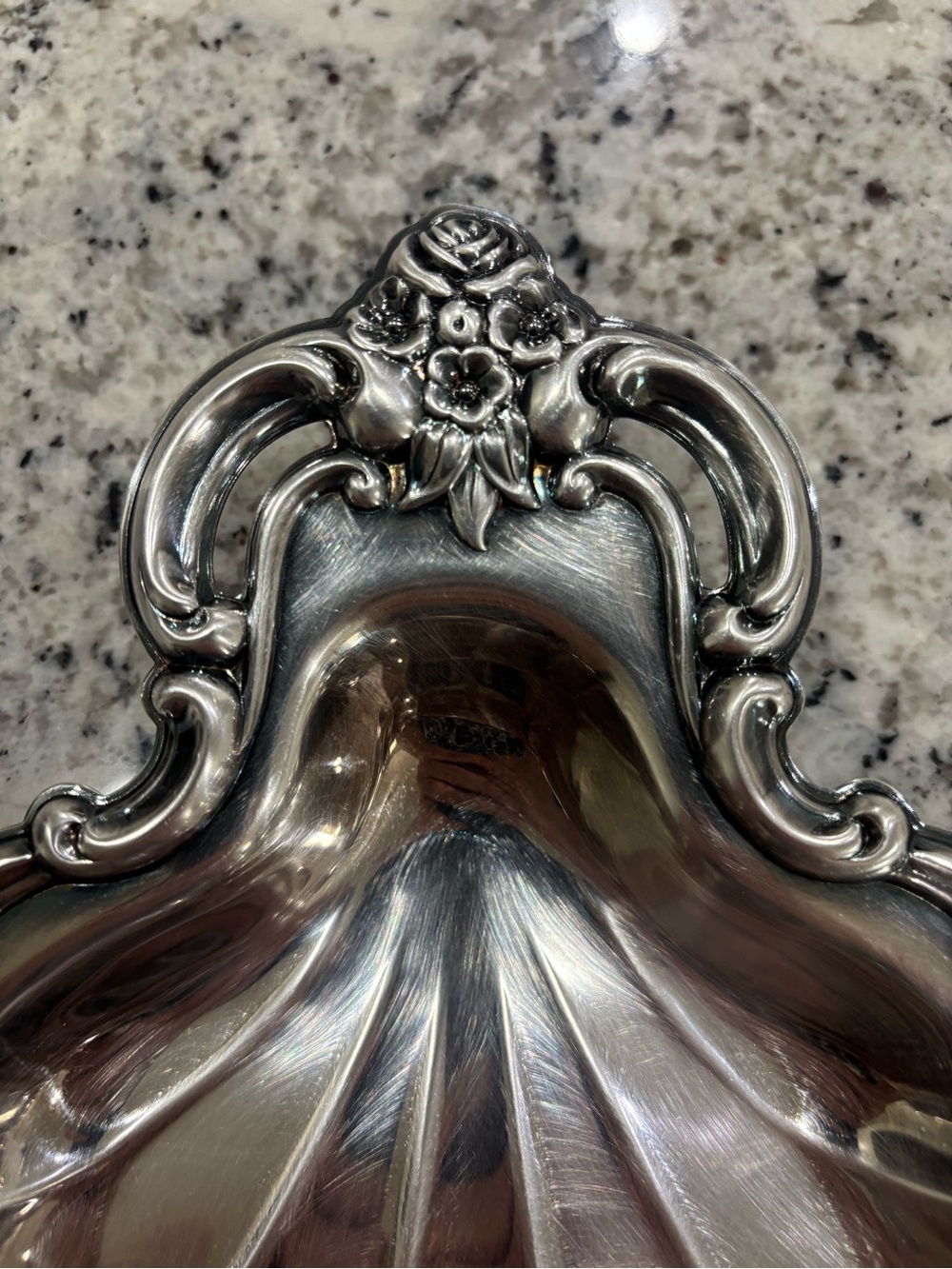 Vintage Ornate Silver Plated Clamshell Trinket Dish Shell Jewelry Tray VTG - Picture 4 of 11